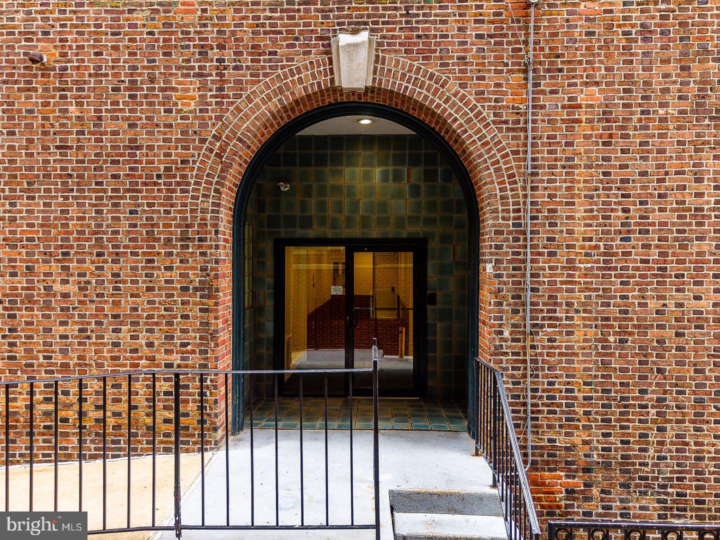 303 Vine Street, Unit 511 Philadelphia, PA 19106 - Photo 23 of 25