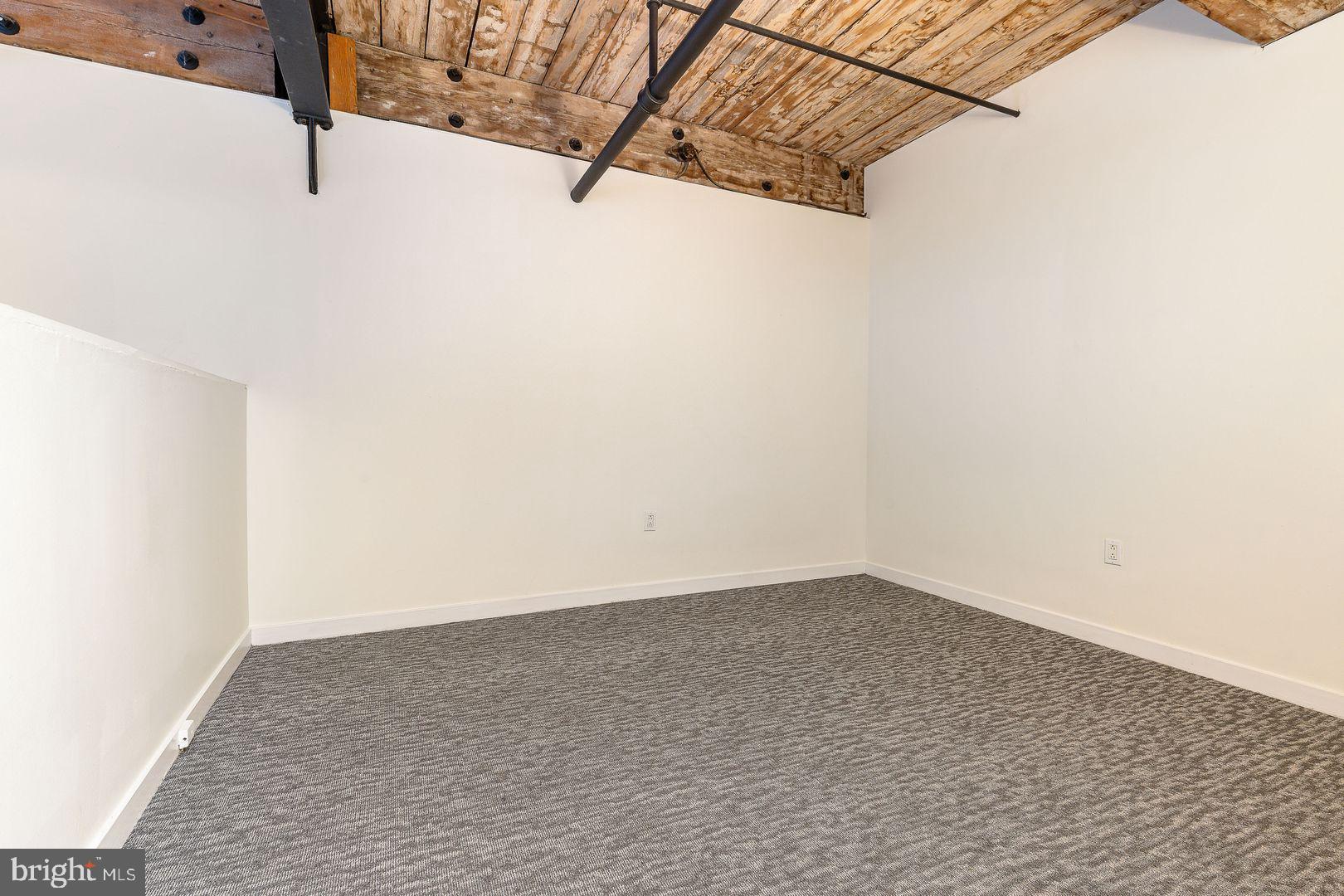 303 Vine Street, Unit 511 Philadelphia, PA 19106 - Photo 7 of 25