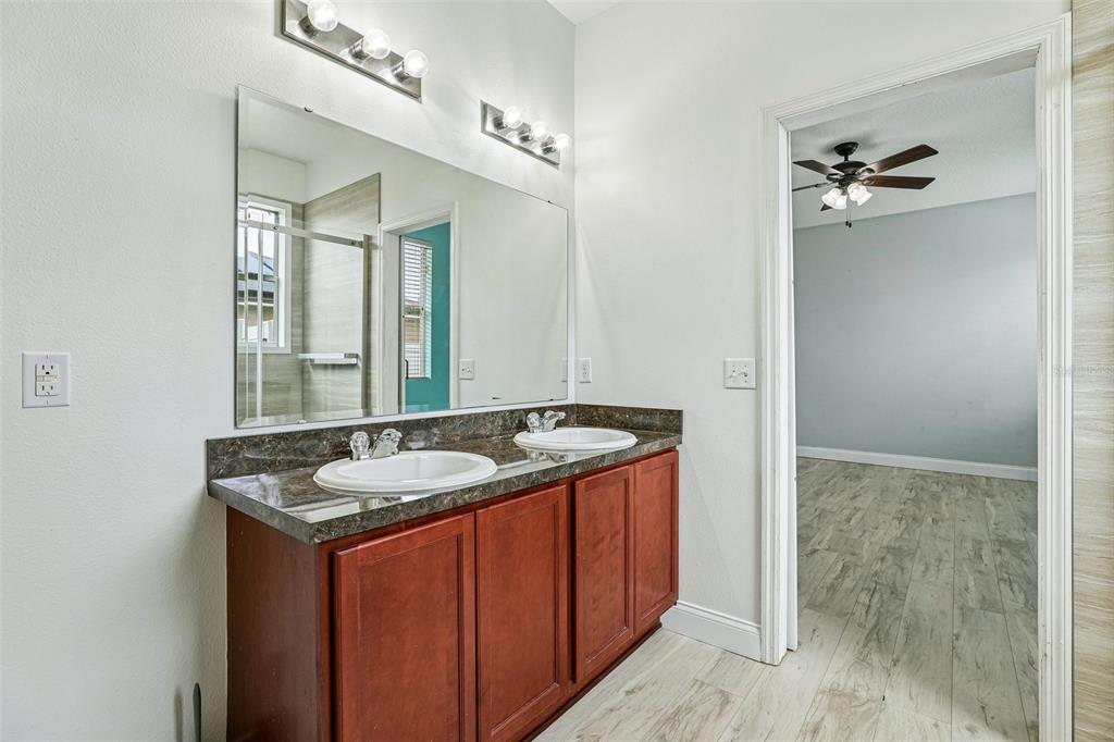 4362 Sun Center Road Mulberry, FL 33860 - Photo 28 of 44 Gallery Image 28