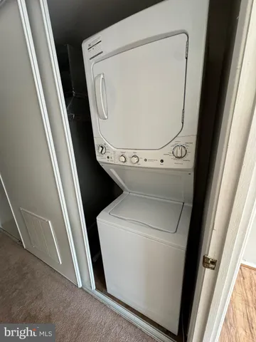 a close up view of a washer and dryer