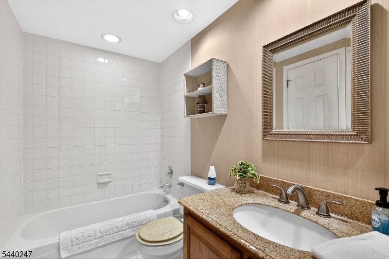 118 Terrace Drive Chatham, NJ 07928 - Photo 19 of 28