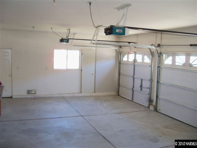 4605 Goodwin Road Sparks, NV 89436 - Photo 10 of 13 a view of a garage