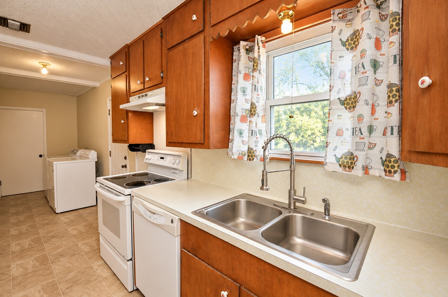 1713 Frost Street Rosenberg, TX 77471 - Photo 12 of 24 Gallery Image 12