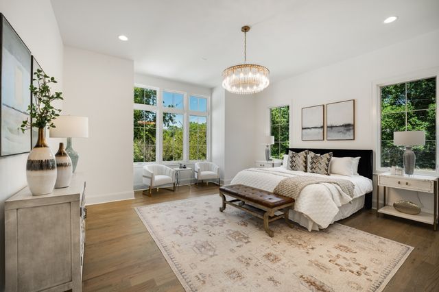 $5,300,000 | 2811 Tyne Boulevard, Nashville, TN 37215