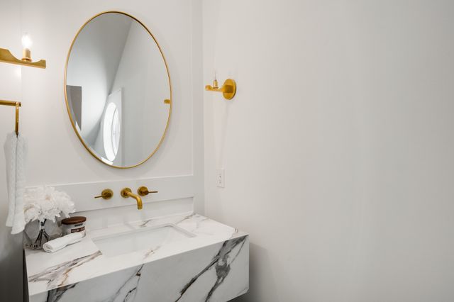 $5,300,000 | 2811 Tyne Boulevard, Nashville, TN 37215