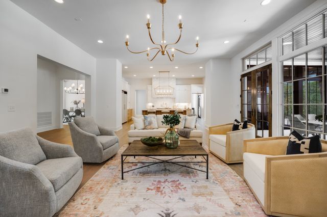 $5,300,000 | 2811 Tyne Boulevard, Nashville, TN 37215