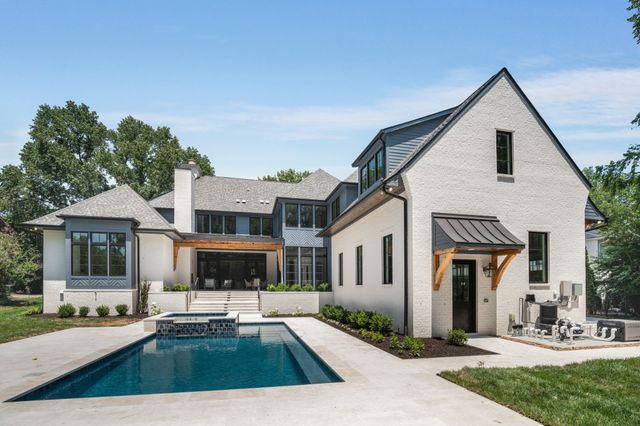 $5,300,000 | 2811 Tyne Boulevard, Nashville, TN 37215