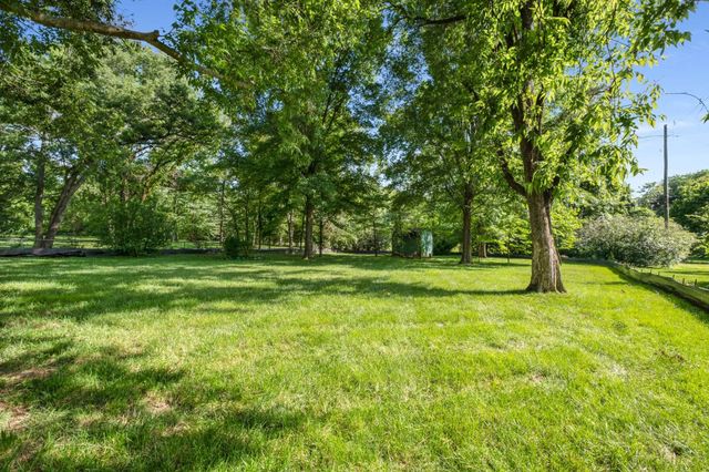 $5,300,000 | 2811 Tyne Boulevard, Nashville, TN 37215