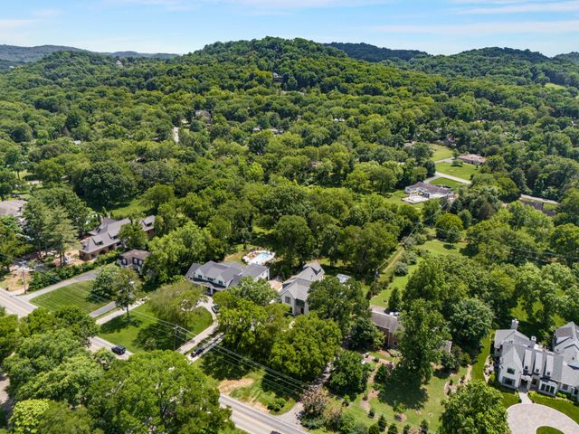 $5,300,000 | 2811 Tyne Boulevard, Nashville, TN 37215