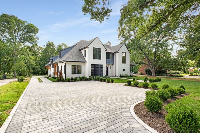 $5,300,000 | 2811 Tyne Boulevard, Nashville, TN 37215