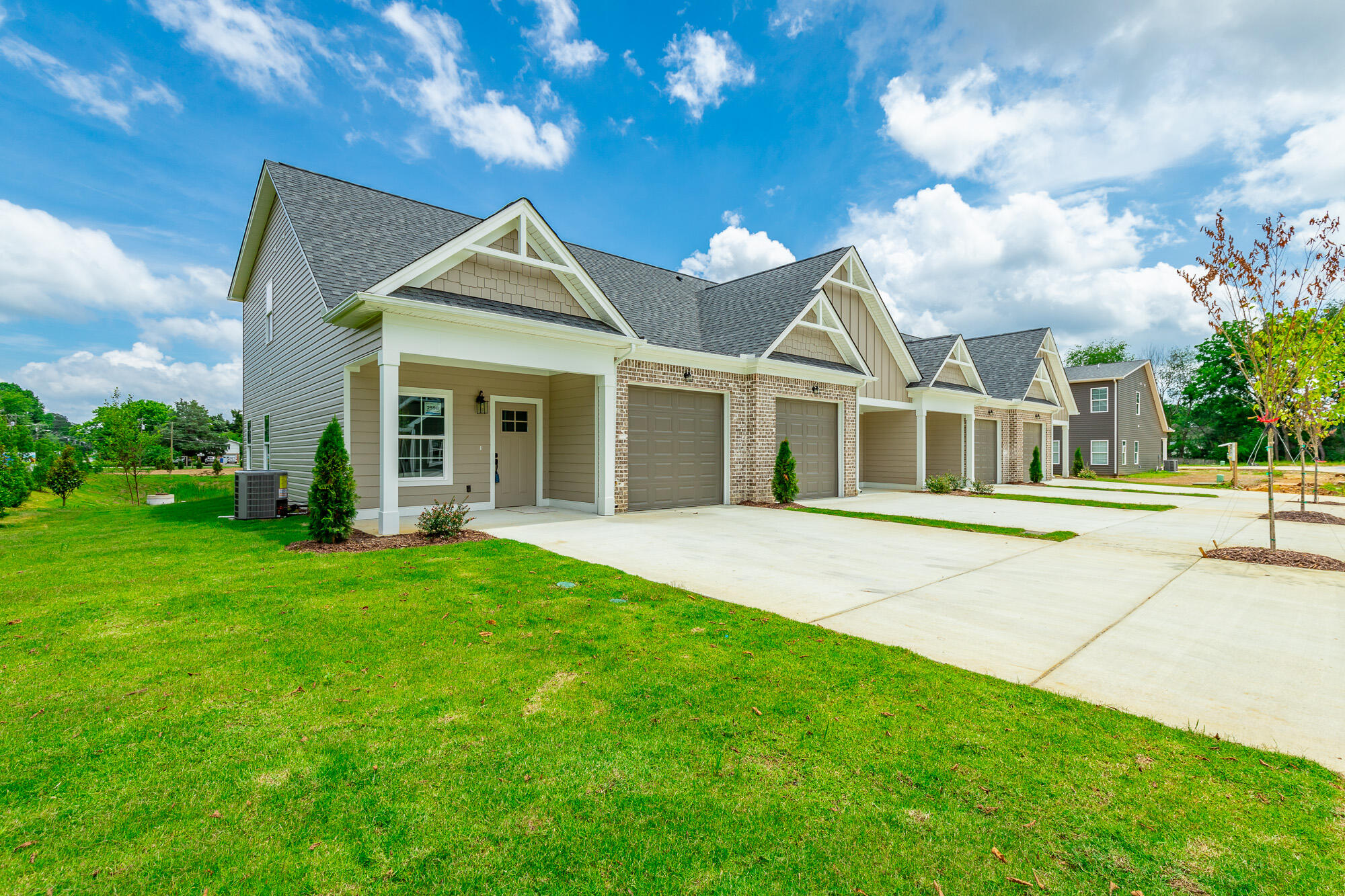 2534 Bannerman Lane Chattanooga, TN 37421 - Photo 11 of 46 2599 Brannerman Road HD-88