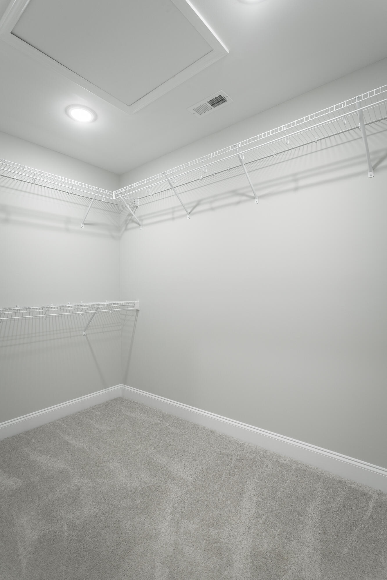 2534 Bannerman Lane Chattanooga, TN 37421 - Photo 36 of 46 153 Bellingham Drive NE HD-45