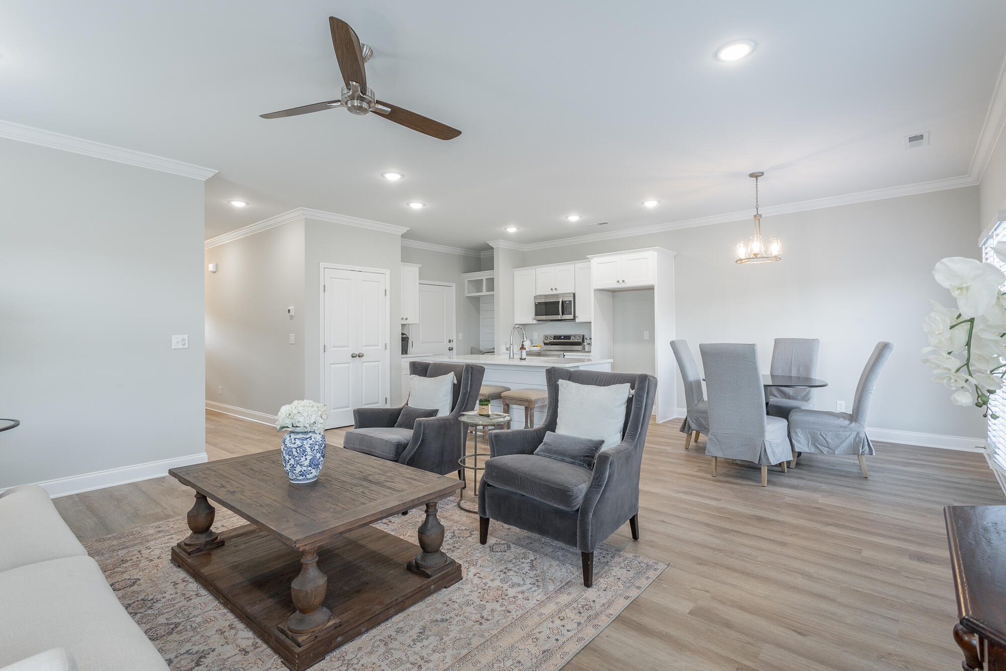 2534 Bannerman Lane Chattanooga, TN 37421 - Photo 4 of 46 153 Bellingham Drive NE HD-14