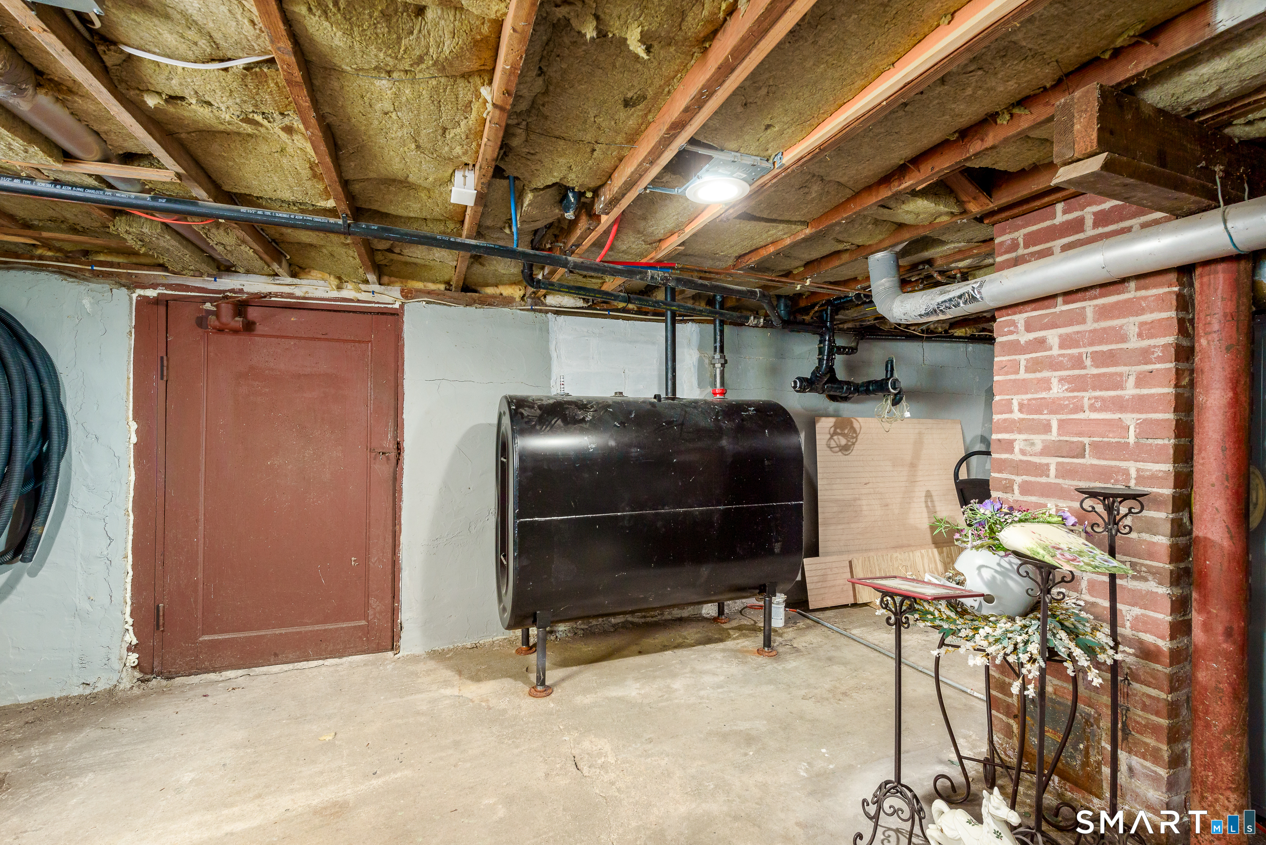 214 Thayer Road Haddam, CT 06441 - Photo 37 of 39 a storage room with furniture