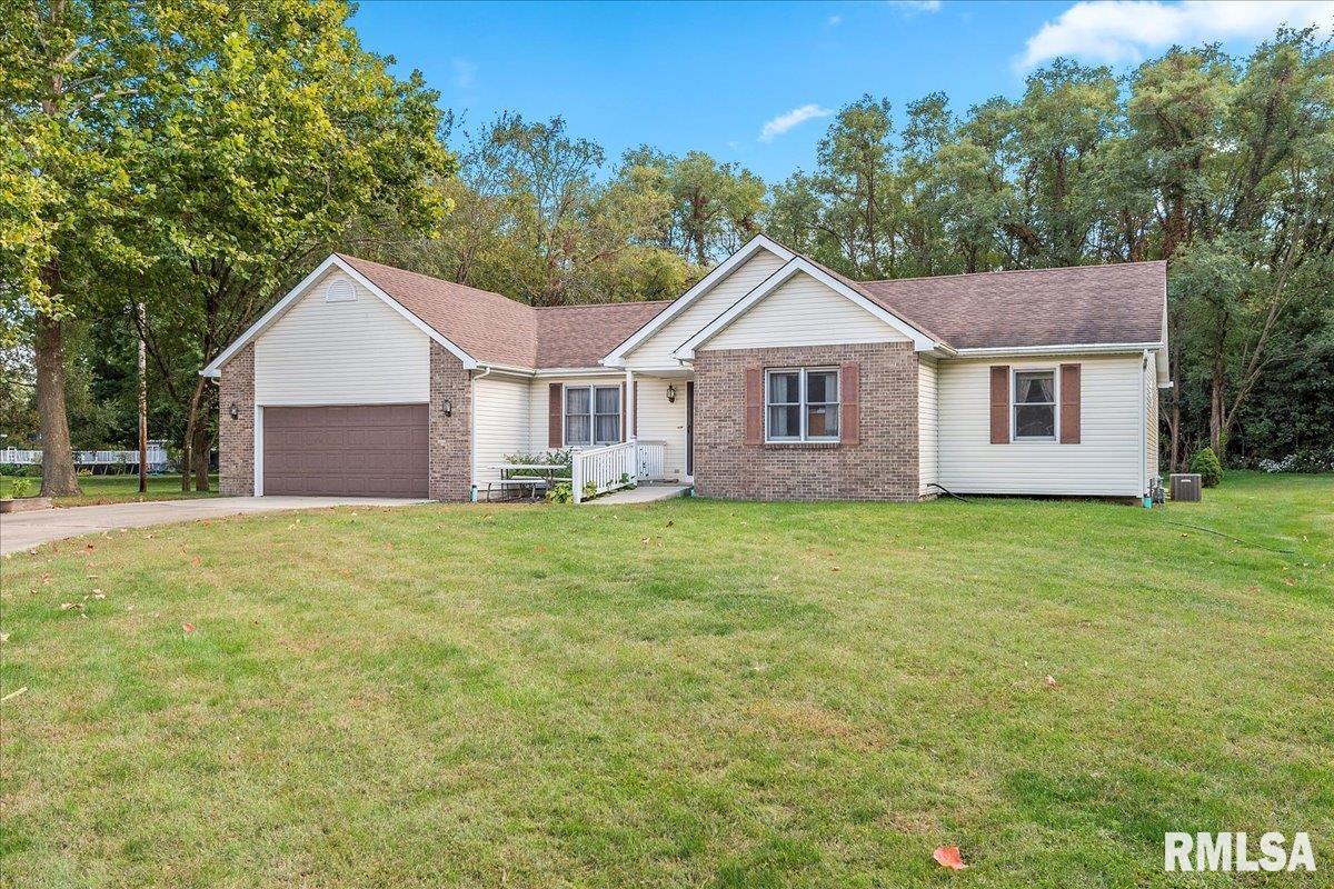 3990 Virginia Lane Spaulding, IL 62561 - Photo 2 of 39 Gallery Image 2