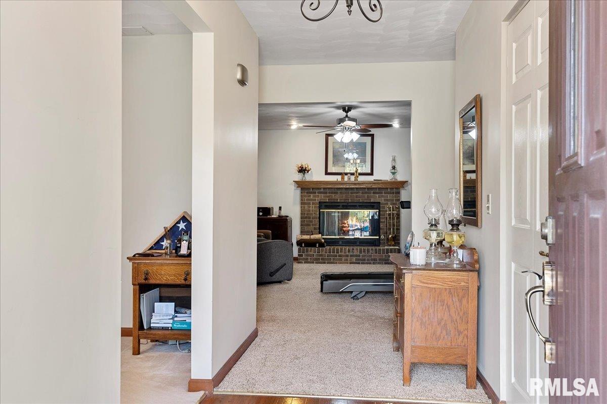 3990 Virginia Lane Spaulding, IL 62561 - Photo 5 of 39 Gallery Image 5