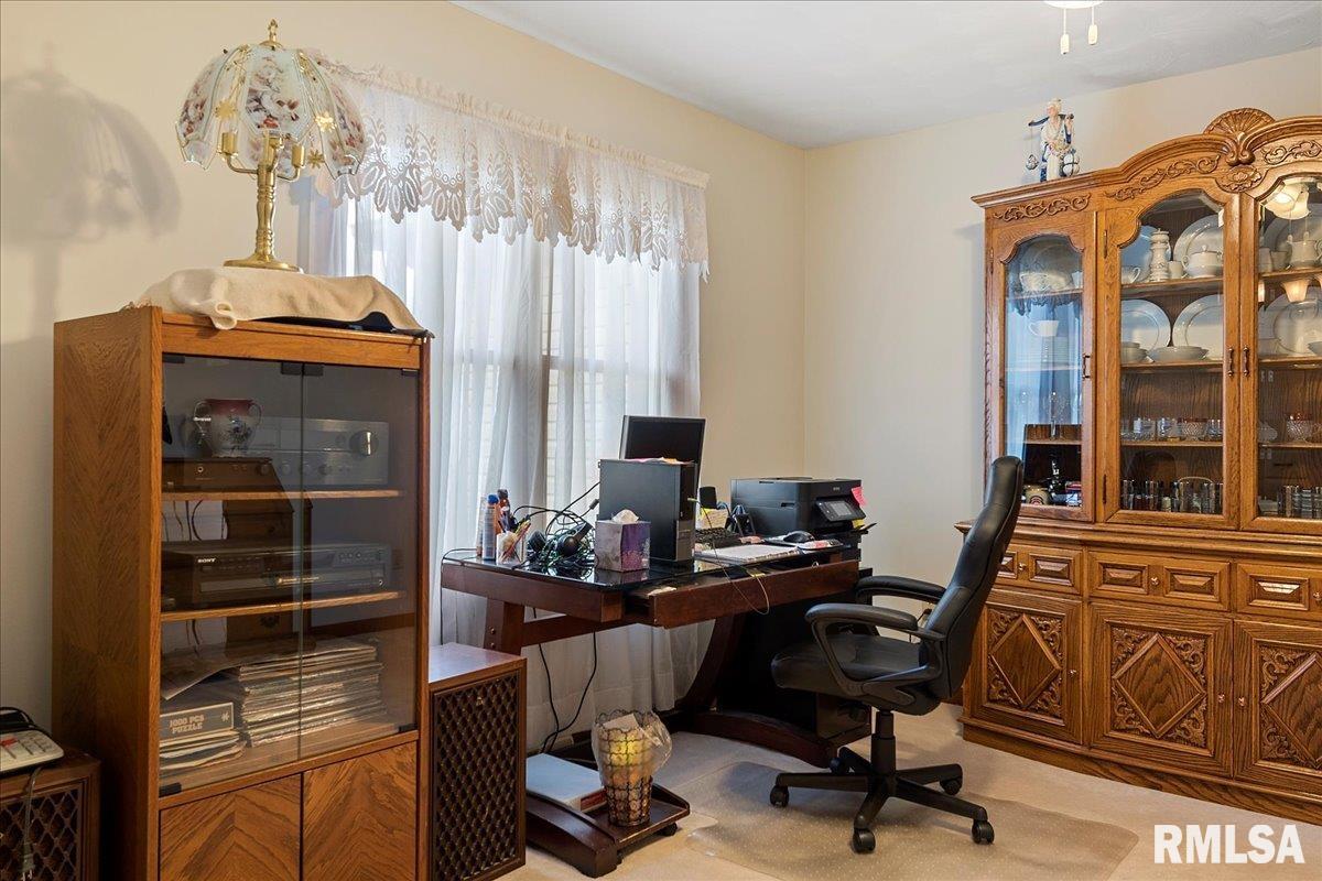 3990 Virginia Lane Spaulding, IL 62561 - Photo 6 of 39 Gallery Image 6