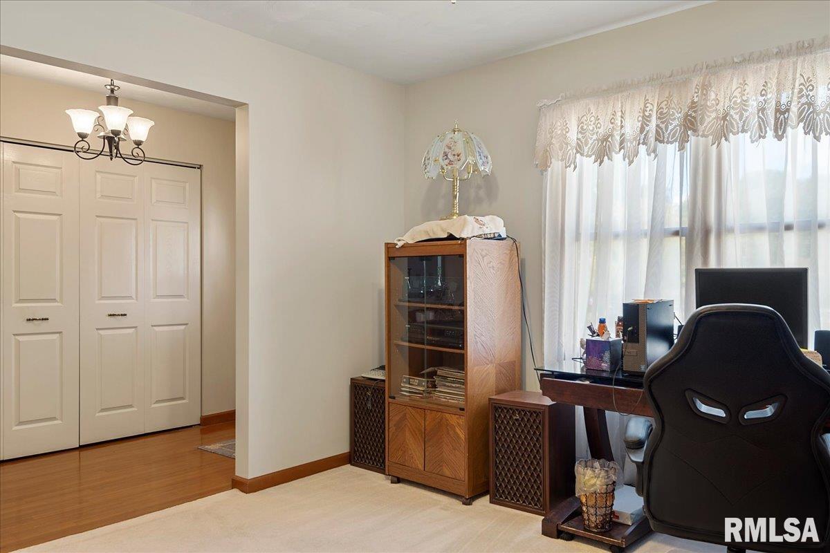 3990 Virginia Lane Spaulding, IL 62561 - Photo 8 of 39 Gallery Image 8