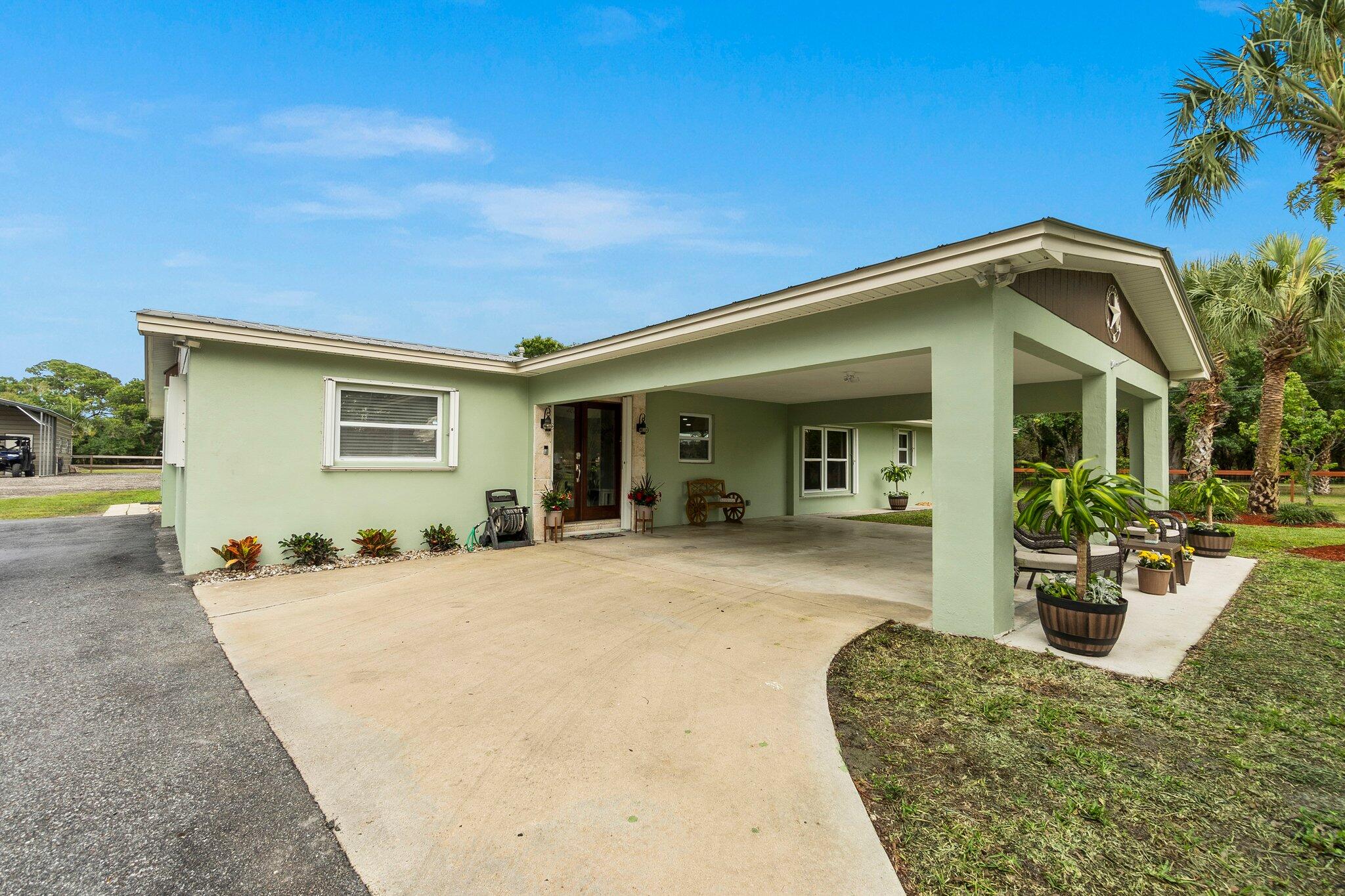 5300 Northwest Dunn Road Fort Pierce, FL 34981 - Photo 8 of 53 5-web-or-mls-_DSC2278