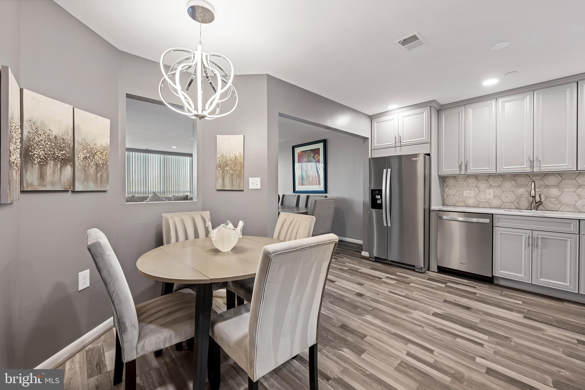 4001 Old Court Road, Unit 509 Baltimore, MD 21208 - Photo 13 of 26 Eat-In-Kitchen