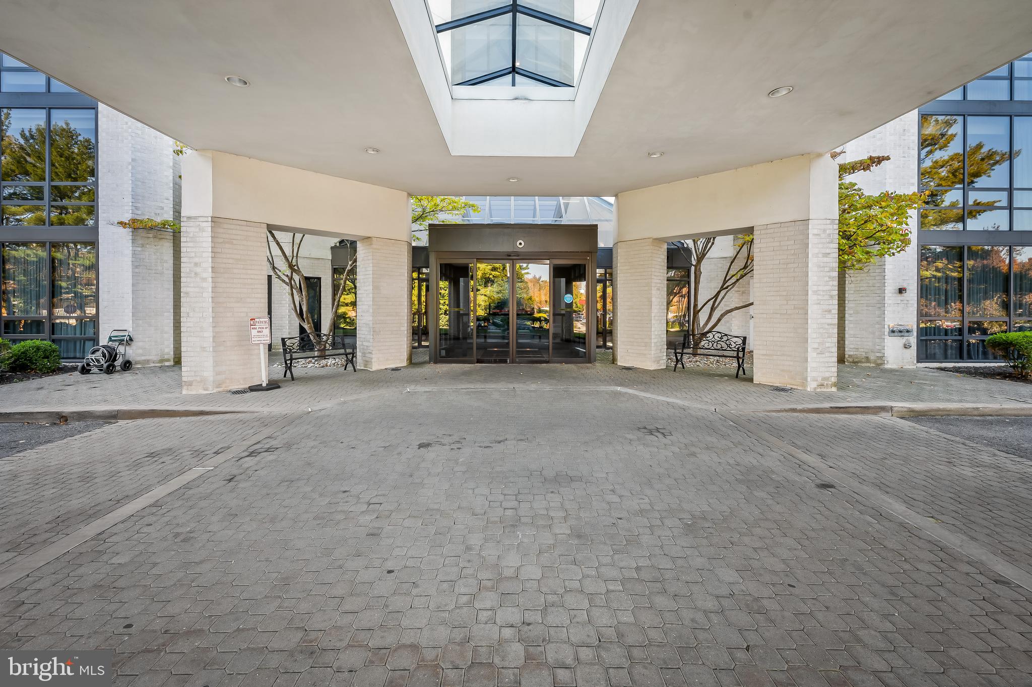 4001 Old Court Road, Unit 509 Baltimore, MD 21208 - Photo 4 of 26 Covered Entrance