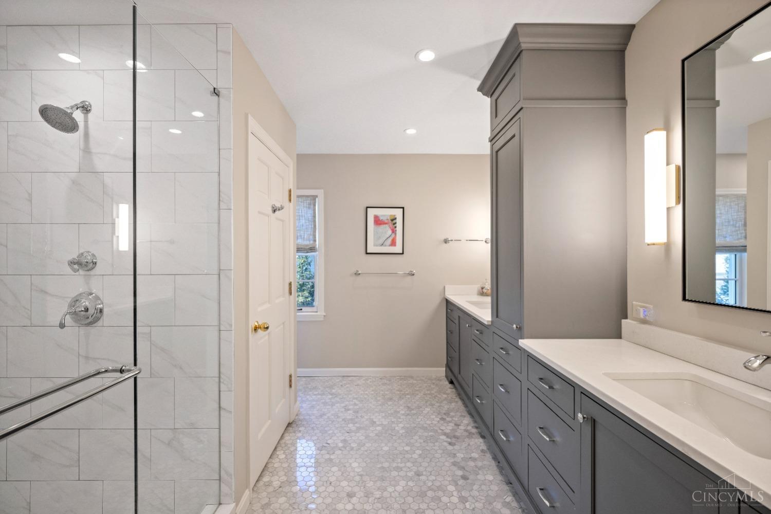 2787 Walsh Road Cincinnati, OH 45208 - Photo 16 of 31 Gallery Image 16