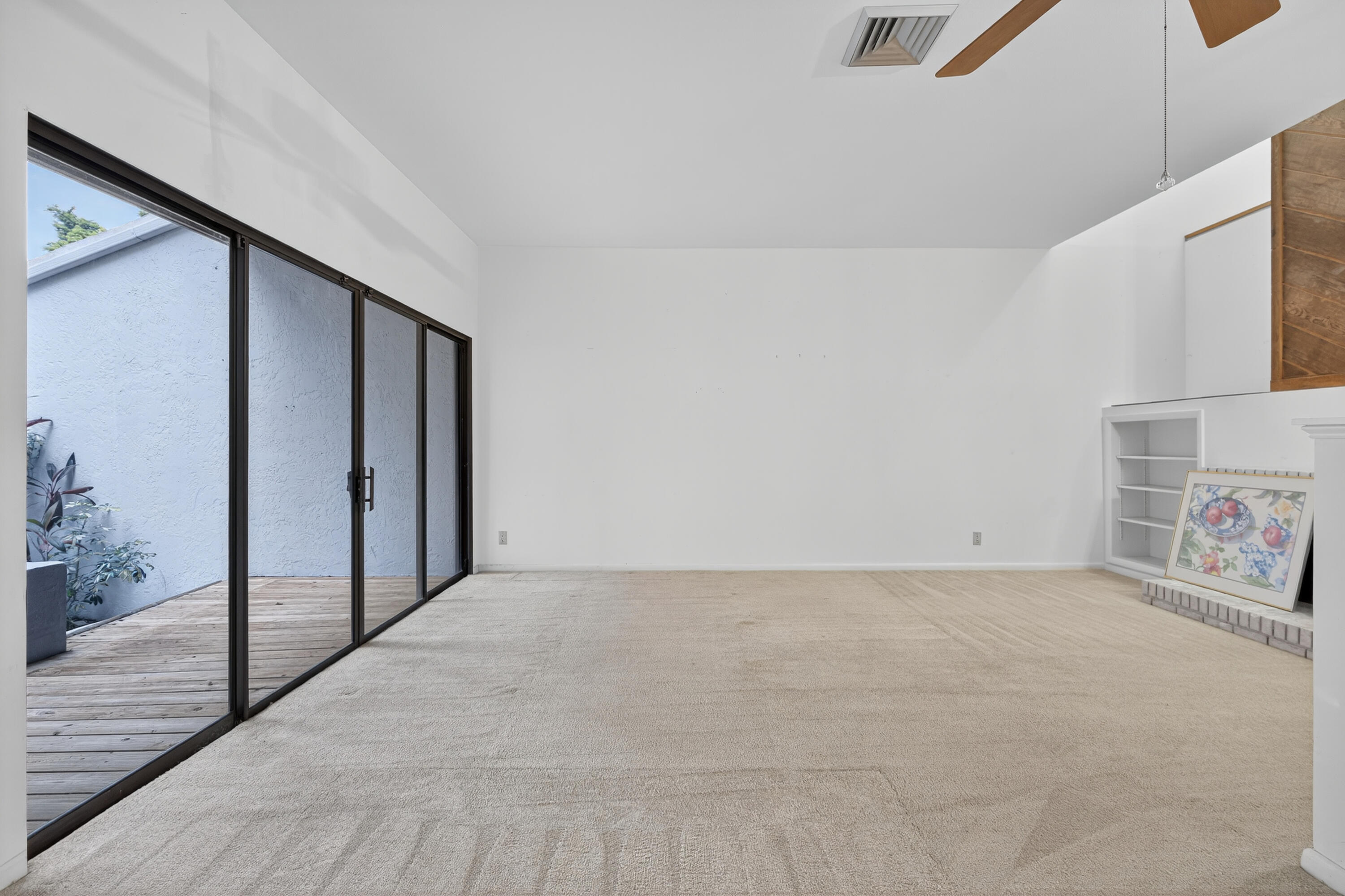 17145 Bay Street Jupiter, FL 33477 - Photo 18 of 43 a view of an empty room