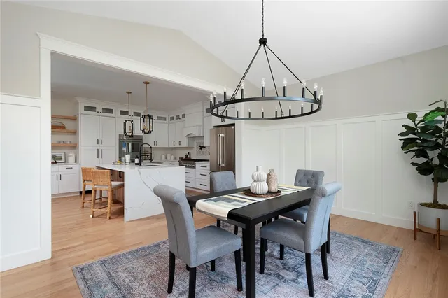 $1,299,900 | 5 Braeburn Circle, Cranston, RI 02921