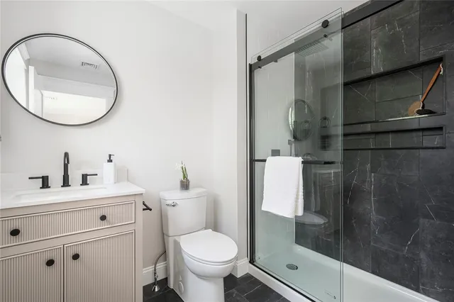 $1,299,900 | 5 Braeburn Circle, Cranston, RI 02921