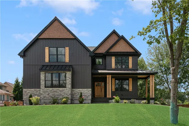 $1,299,900 | 5 Braeburn Circle, Cranston, RI 02921