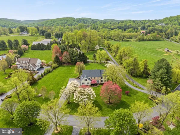 $1,099,900 | 22 Springlea Lane, Chester Springs, PA 19425