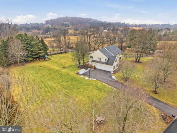 $1,099,900 | 22 Springlea Lane, Chester Springs, PA 19425