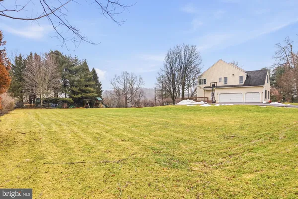 $1,099,900 | 22 Springlea Lane, Chester Springs, PA 19425