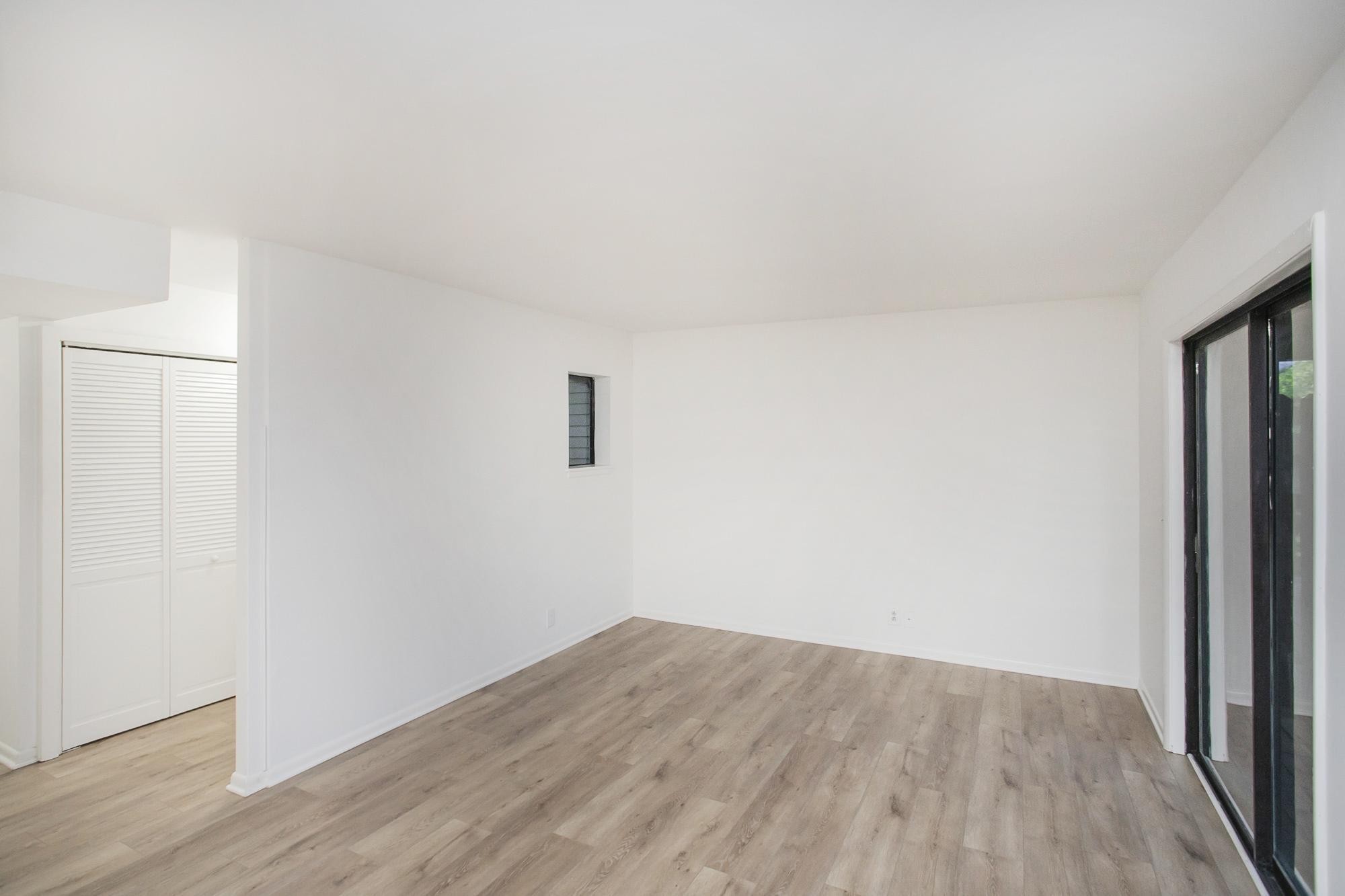 312 Summit Ridge Circle Nashville, TN 37215 - Photo 13 of 36 a view of a room with wooden floor