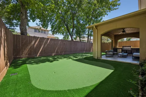 $1,299,000 | 4920 Cedar Street, Bellaire, TX 77401
