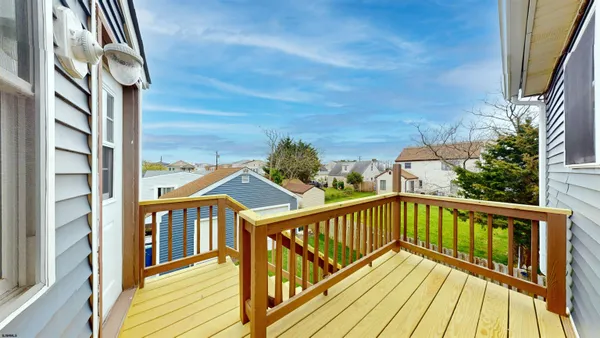 $2,200 | 251 7th Street South, Unit 2, Brigantine, NJ 08203