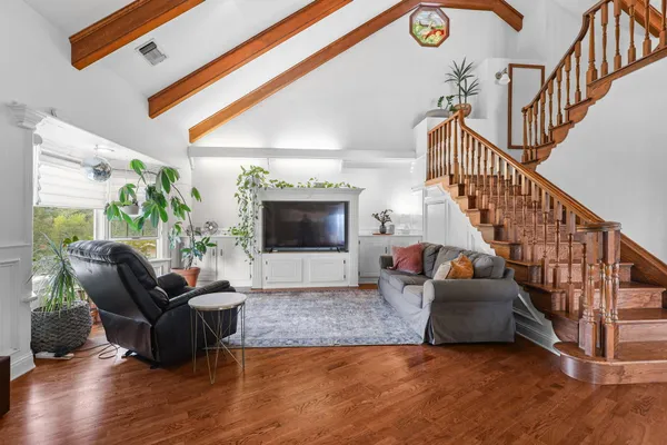 $609,000 | 3330 Scenic Drive, Redding, CA 96001