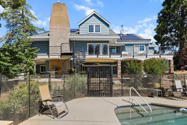 $609,000 | 3330 Scenic Drive, Redding, CA 96001