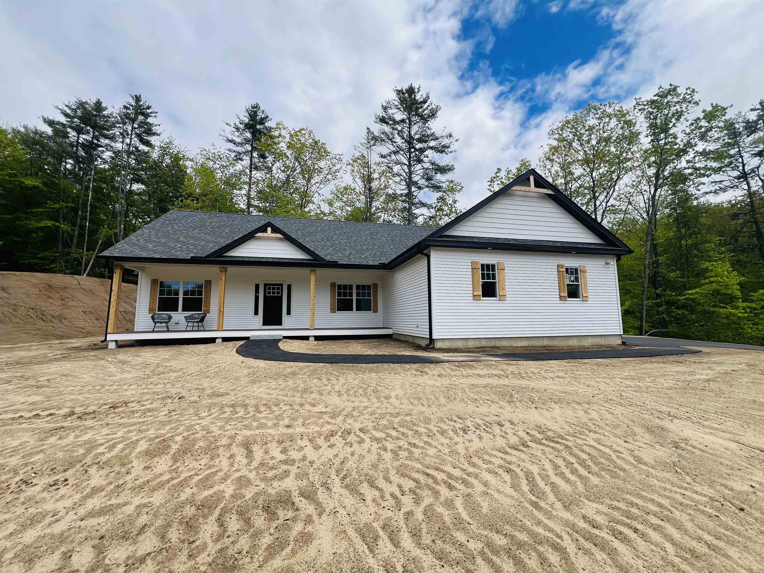 48 Wild Acres Road, Unit 25 Belmont, NH 03220 - Photo 1 of 40 Gallery Image 1