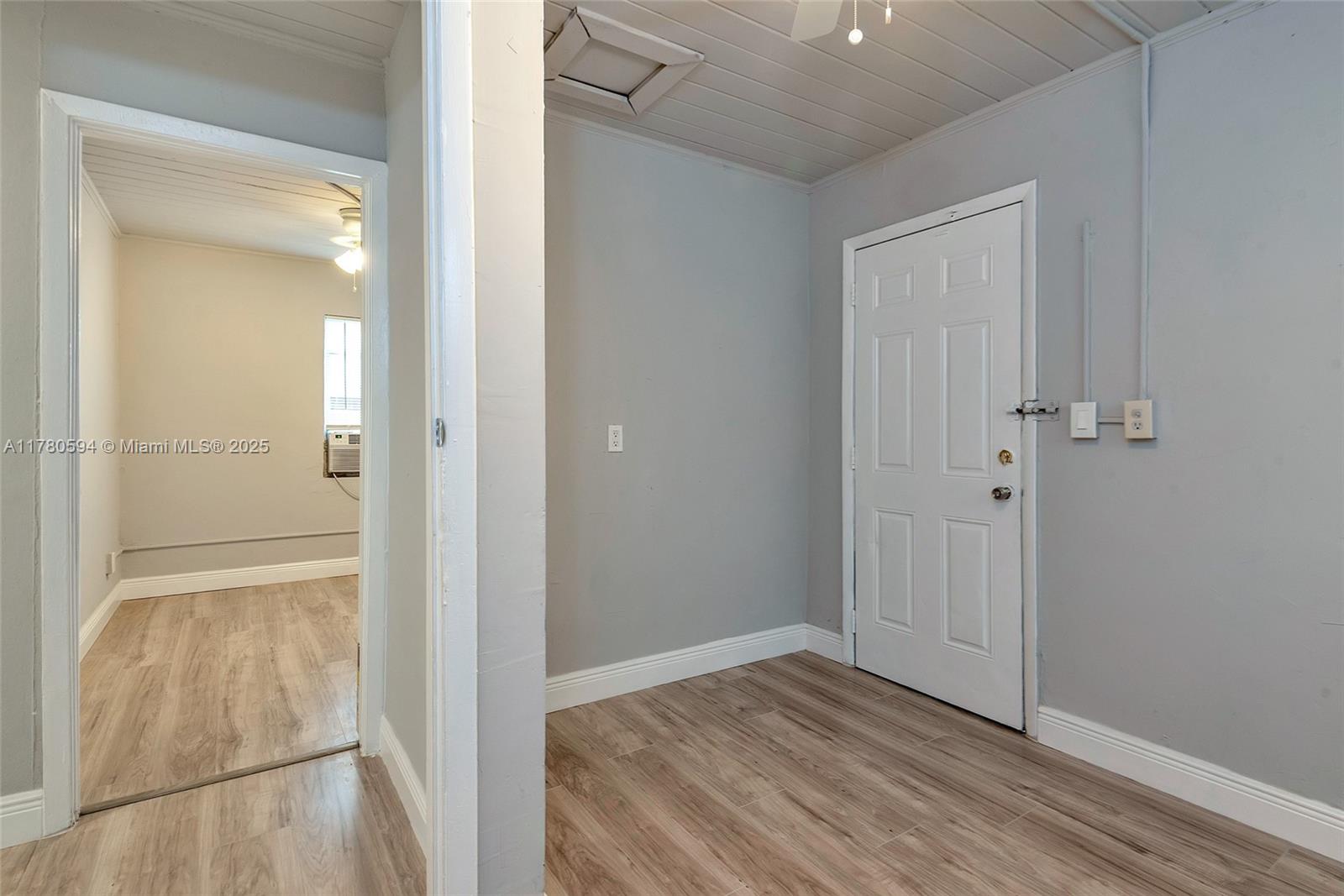 712 Division Avenue West Palm Beach, FL 33401 - Photo 35 of 37