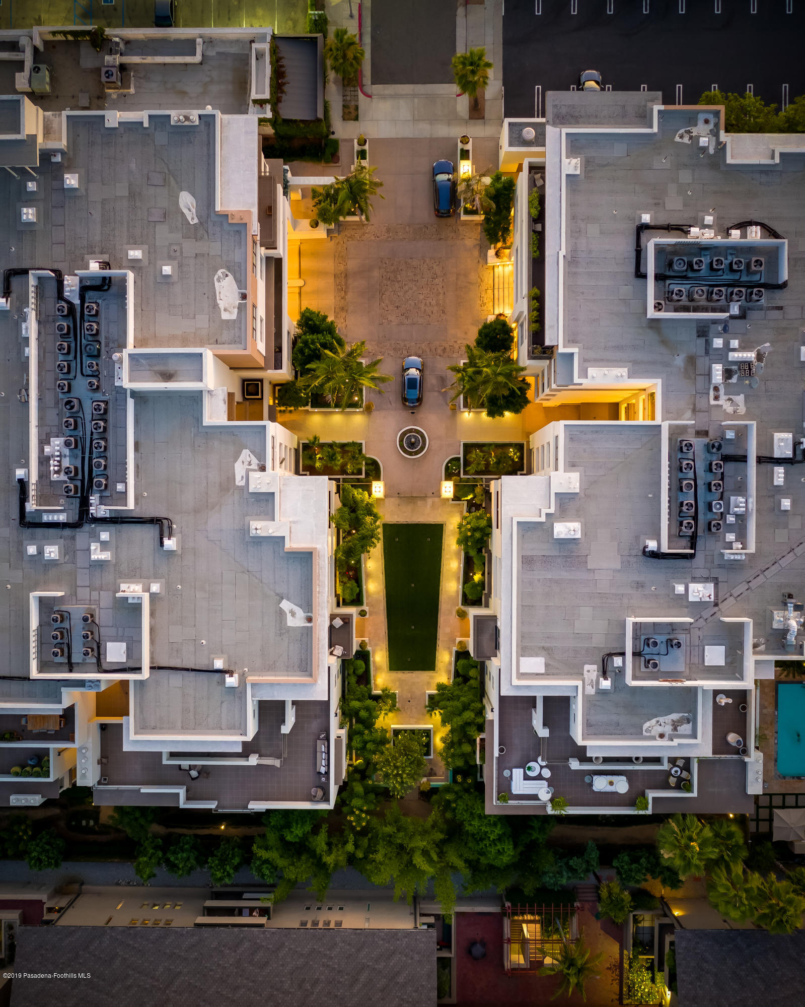 920 Granite Drive, Unit 309 Pasadena, CA 91101 - Photo 39 of 40 an aerial view of residential houses with outdoor space