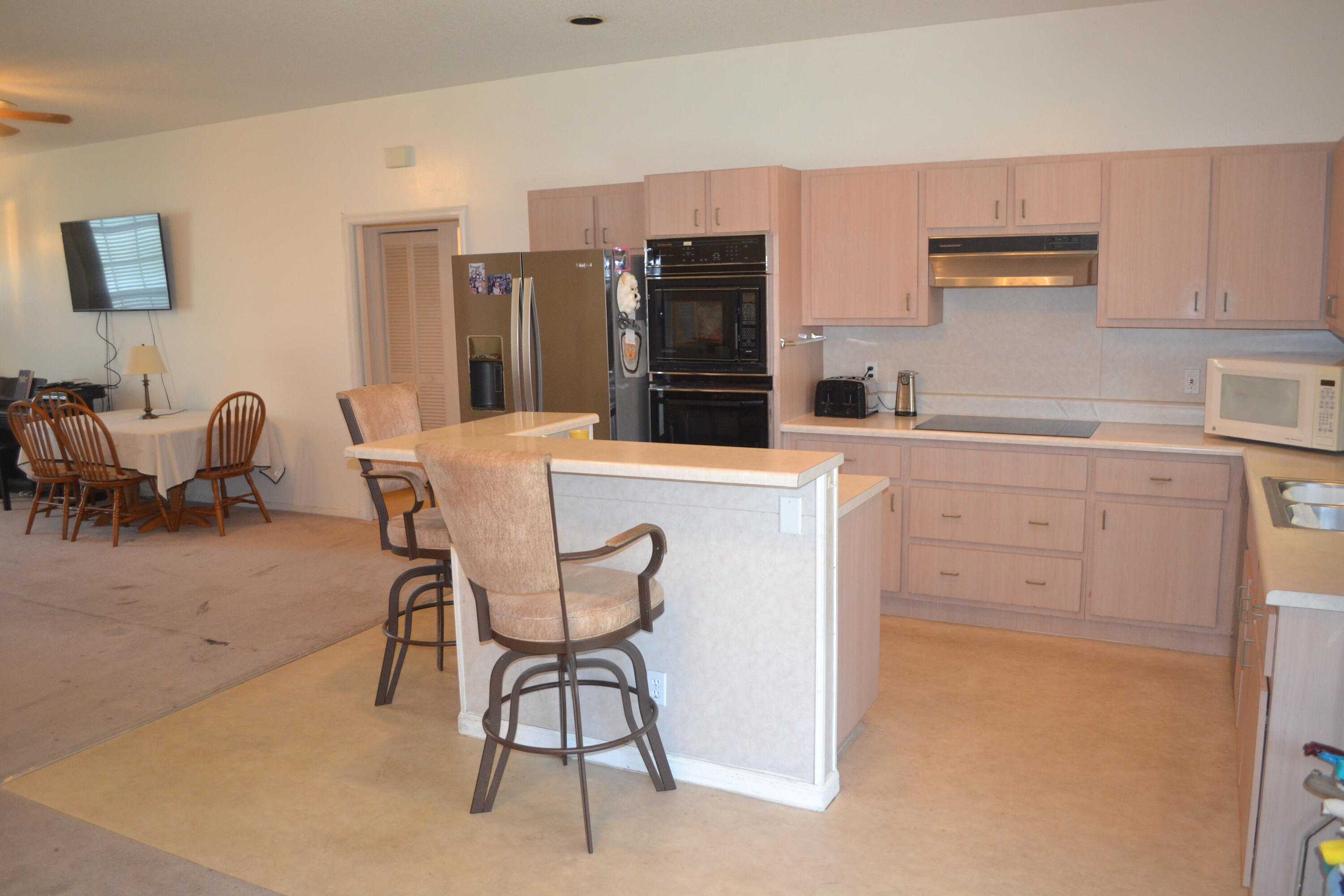6310 Drake Street Jupiter, FL 33458 - Photo 4 of 17 Island