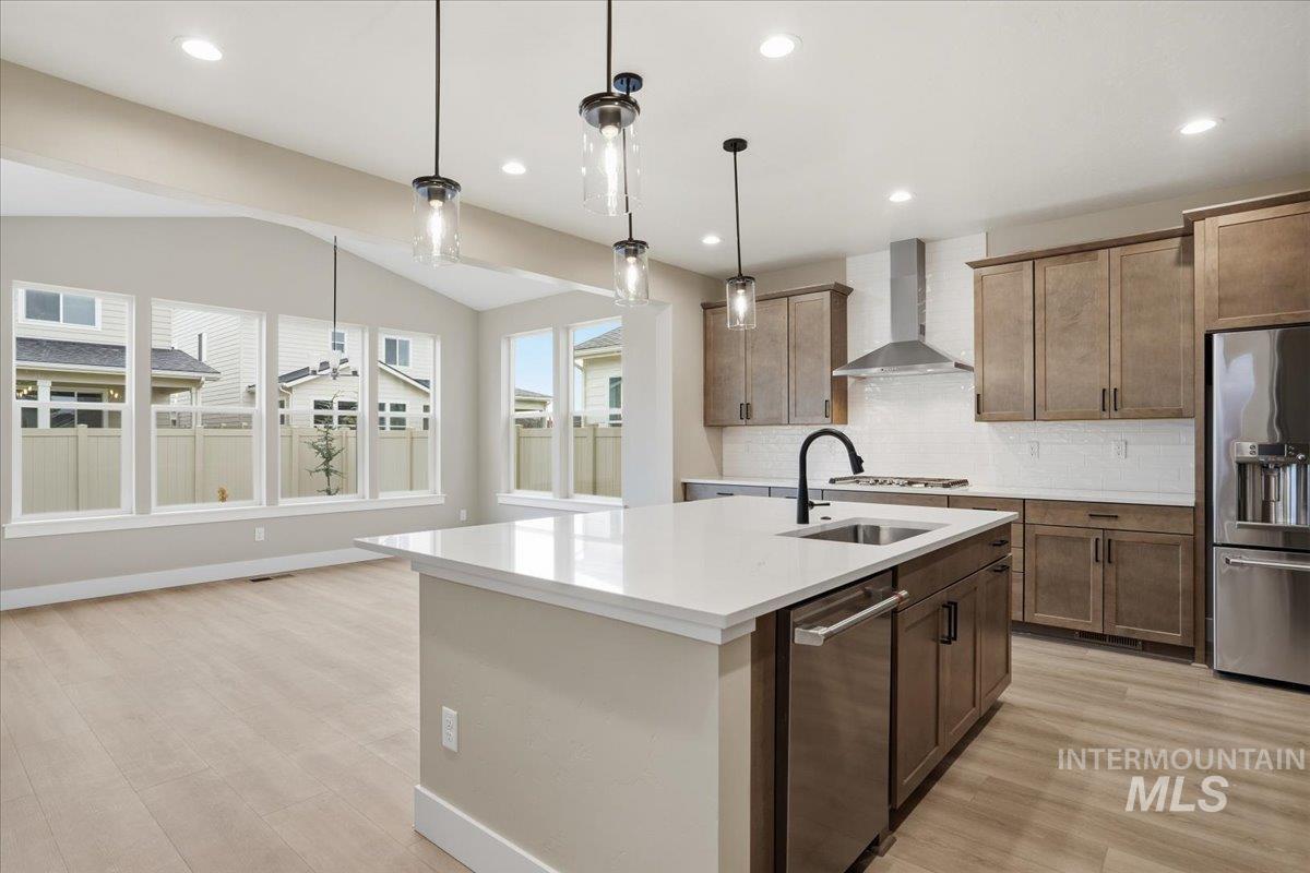 6117 North Torva Avenue Meridian, ID 83646 - Photo 13 of 44