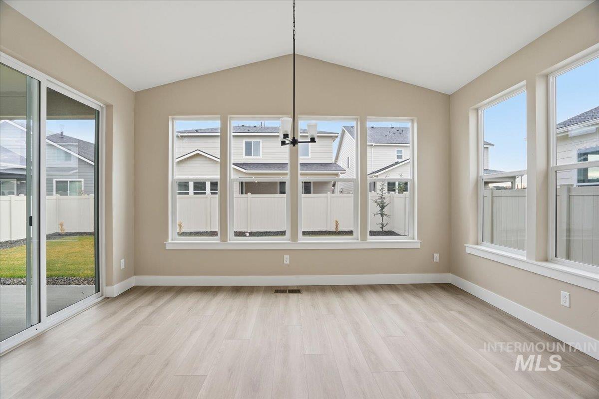 6117 North Torva Avenue Meridian, ID 83646 - Photo 18 of 44