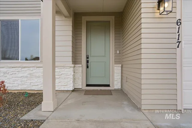 $674,990 | 6117 North Torva Avenue, Meridian, ID 83646