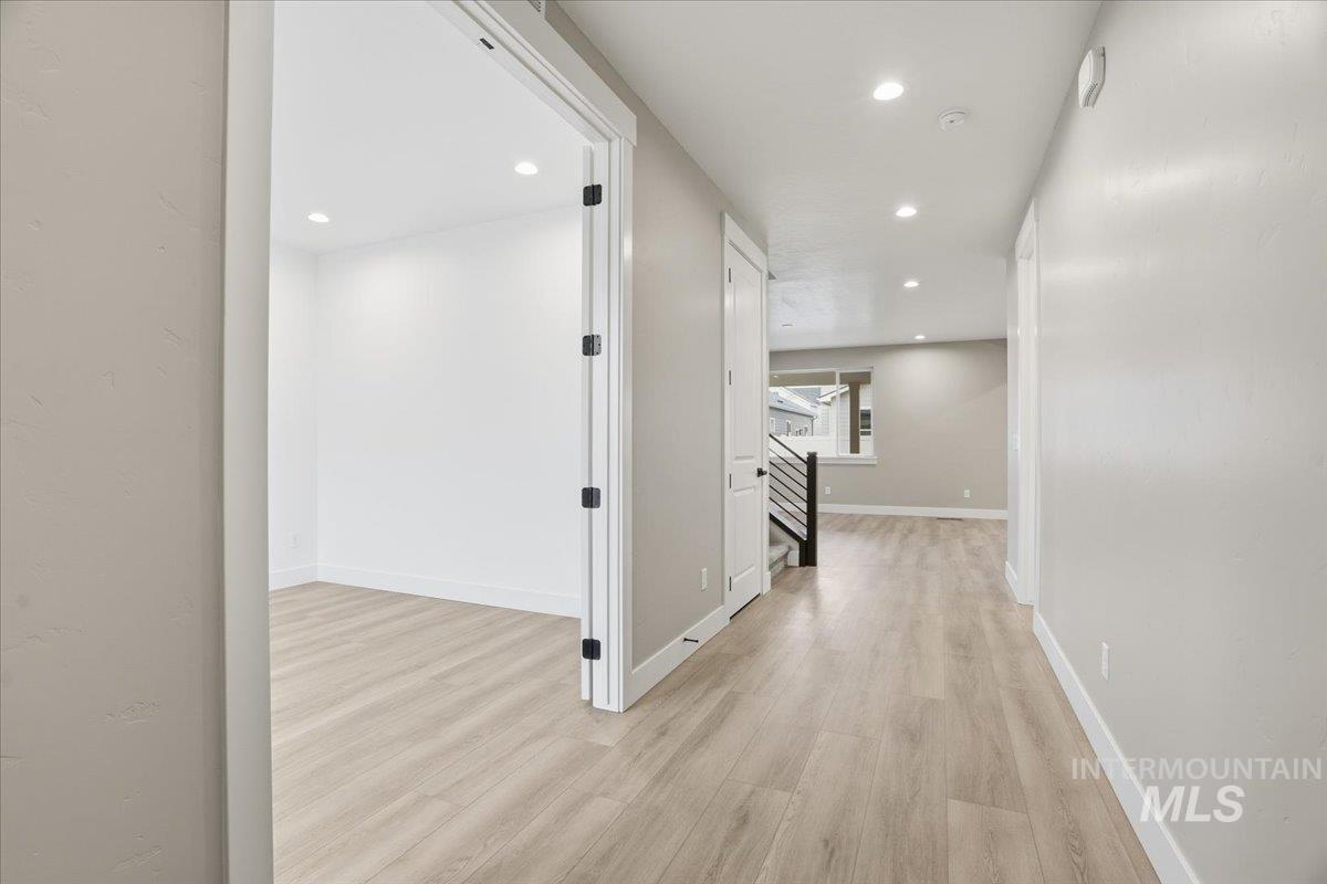 6117 North Torva Avenue Meridian, ID 83646 - Photo 3 of 44