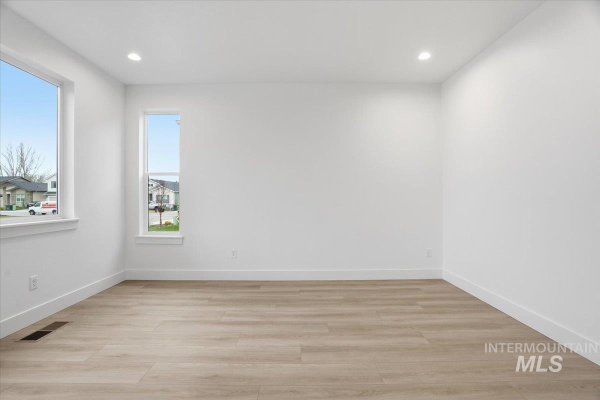 6117 North Torva Avenue Meridian, ID 83646 - Photo 5 of 44