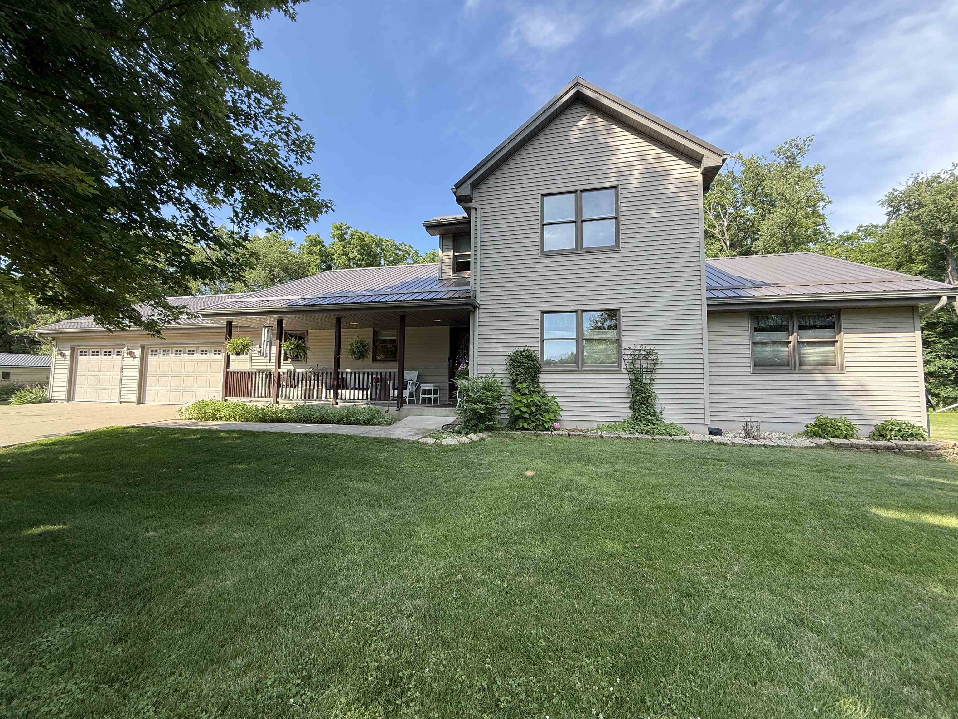 5352 North River Road Janesville, WI 53545 - Photo 1 of 84