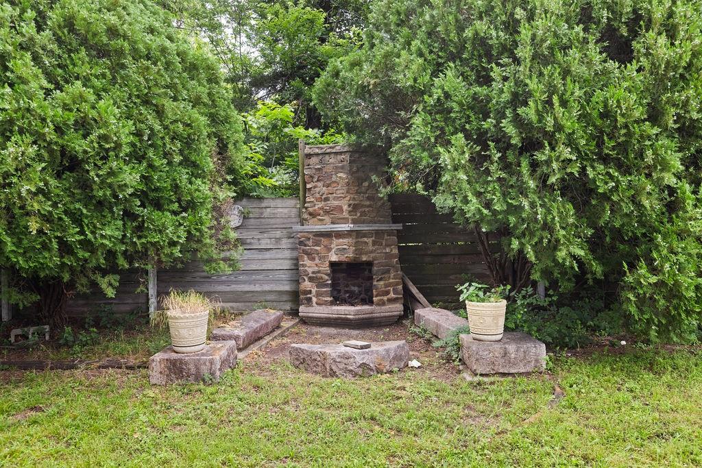 903 4th Street Southwest Paris, TX 75460 - Photo 24 of 29