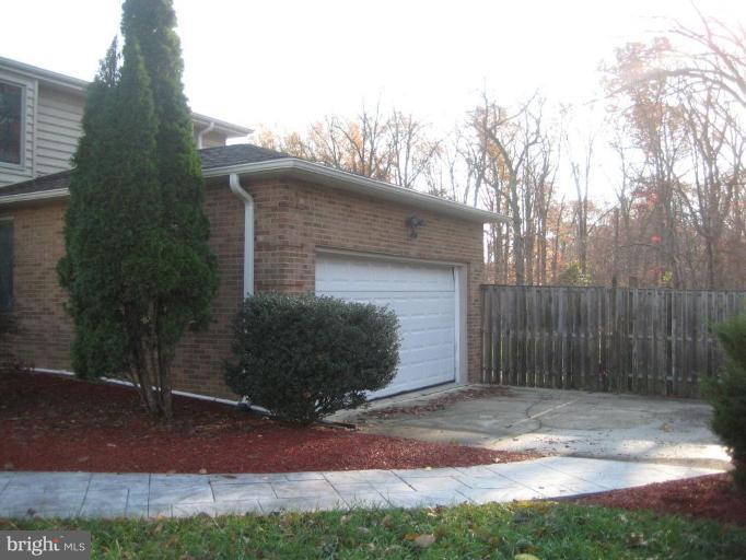7906 Woodyard Road Clinton, MD 20735 - Photo 21 of 21 Side loading garage